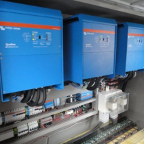 Energy storage solution using LFP with 3 phase invertors 